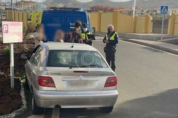  Accidente en la rotonda de El Roque (Telde)/TA.